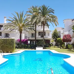 https://orange-place-los-naranjos.1costadelsol.com